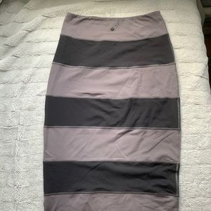 Lululemon high waisted striped skirt size 8